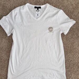 Versace T shirt short sleeve size small (3)